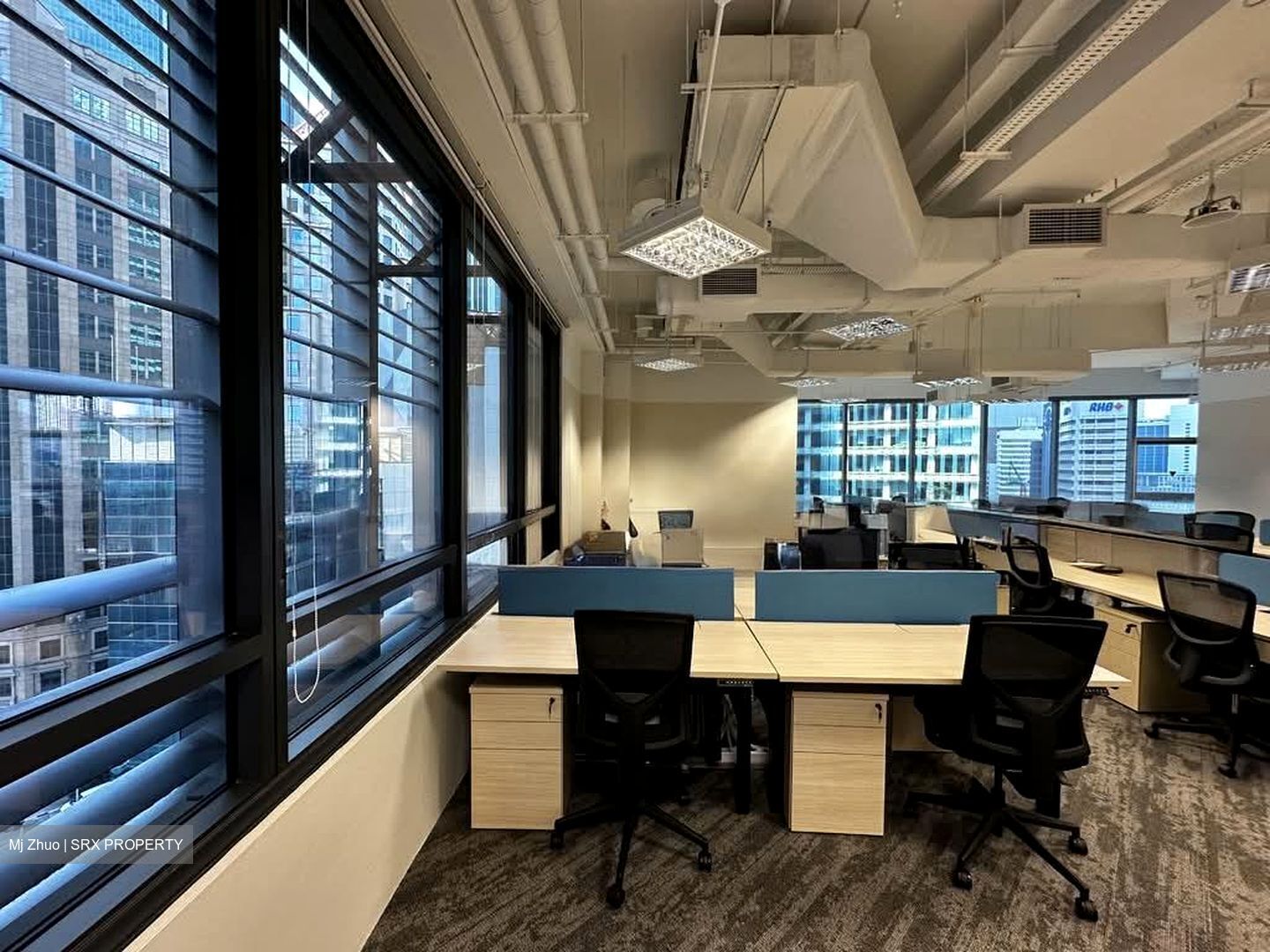 PLUS (D1), Office #542746351